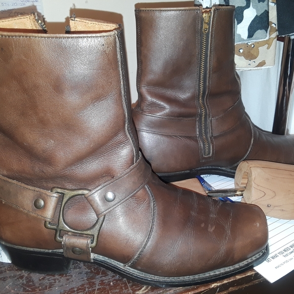 Unknown brand vintage buckle boots